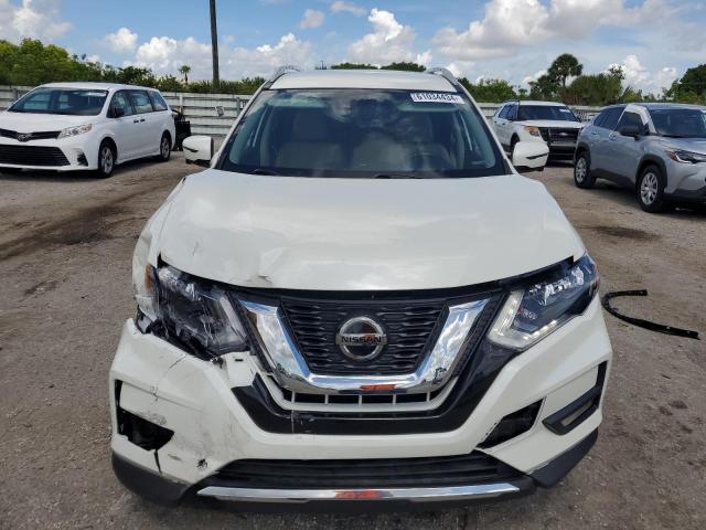 5N1AT2MT2LC770078 - 2020 NISSAN ROGUE S WHITE photo 5