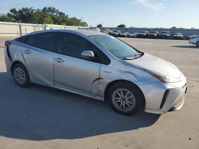 JTDKARFU2L3114072 - 2020 TOYOTA PRIUS L SILVER photo 4