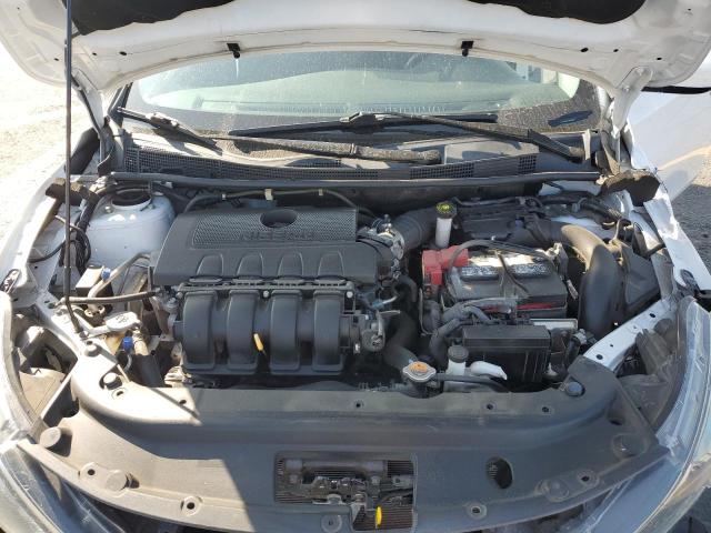 3N1AB7AP5JY323912 - 2018 NISSAN SENTRA S 白色 照片 11