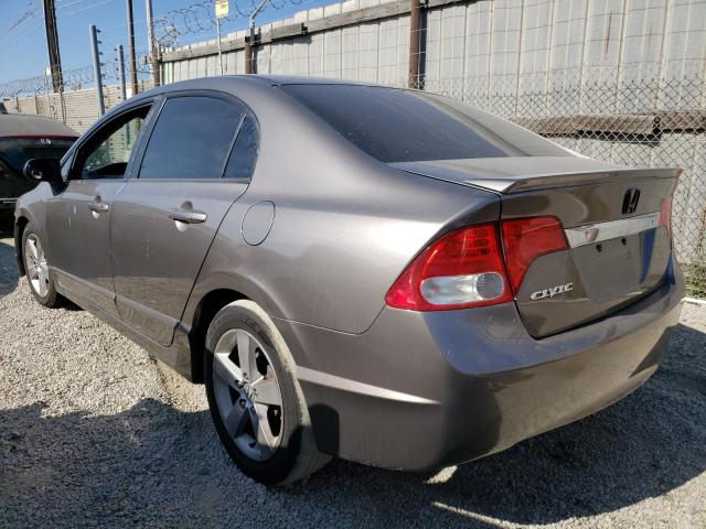 2HGFA1F62BH549157 - 2011 HONDA CIVIC LX-S رمادي صورة 2
