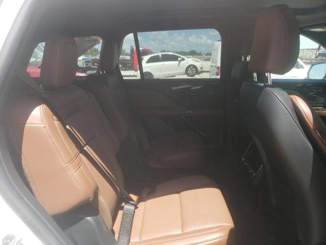 5LM5J7XC7RGL09554 - 2024 LINCOLN AVIATOR RESERVE 白色 照片 11