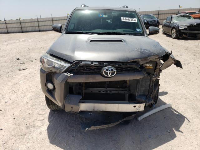 JTEBU5JR4H5414674 - 2017 TOYOTA 4RUNNER SR5/SR5 PREMIUM 石墨色 照片 5
