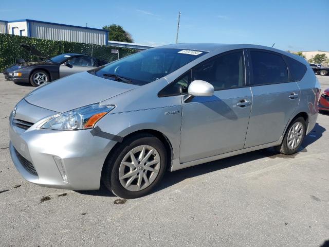 2014 TOYOTA PRIUS V, 