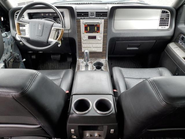 5LMJJ2J50AEJ04475 - 2010 LINCOLN NAVIGATOR BLACK photo 8