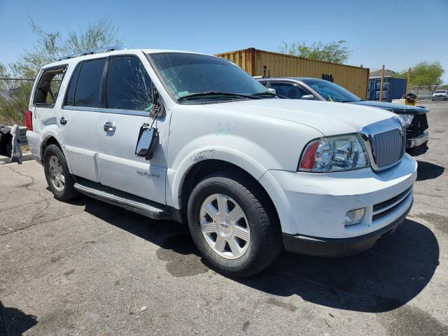 5LMFU27566LJ29033 - 2006 LINCOLN NAVIGATOR WHITE photo 4