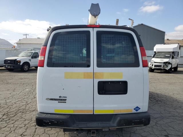 1GCWGFCB6D1902271 - 2013 CHEVROLET EXPRESS G2 WHITE photo 6
