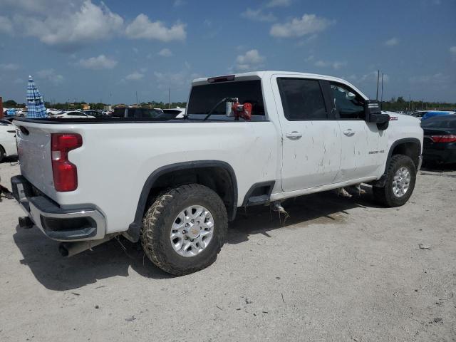 1GC4YNEY4NF166838 - 2022 CHEVROLET SILVERADO K2500 HEAVY DUTY LT WHITE photo 3