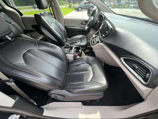 2C4RC1BGXKR538684 - 2019 CHRYSLER PACIFICA TOURING L შავი ფოტო 5