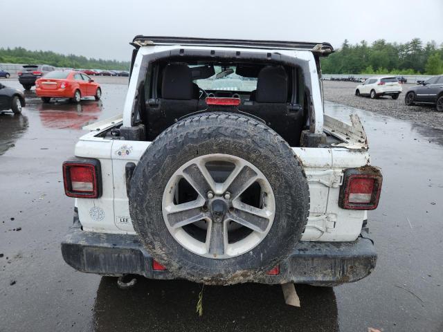 1C4HJXEN7JW312327 - 2018 JEEP WRANGLER UNLIMITED SAHARA 白色 照片 6