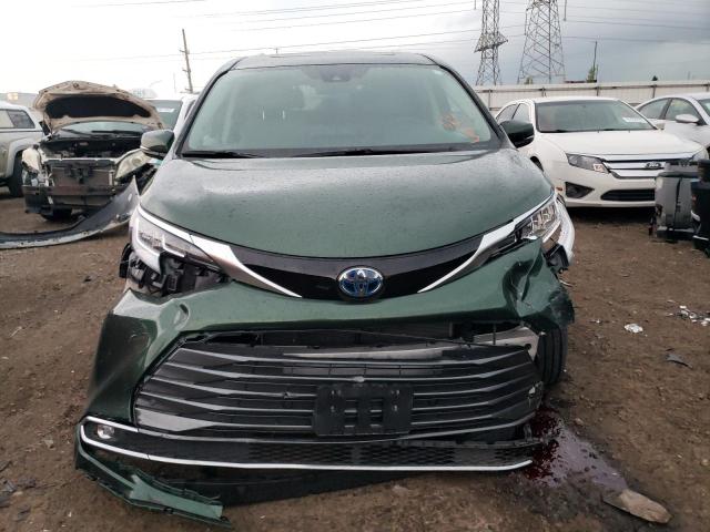 5TDZRKEC8MS027364 - 2021 TOYOTA SIENNA LIMITED GREEN photo 5