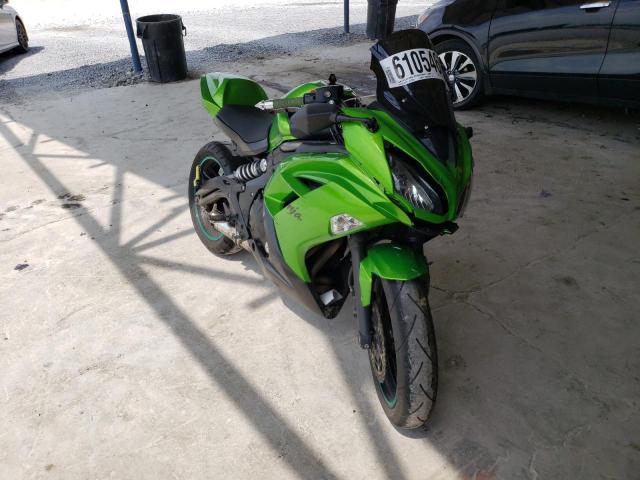 JKAEXEE15CDA02093 - 2012 KAWASAKI EX650 EC GREEN photo 1