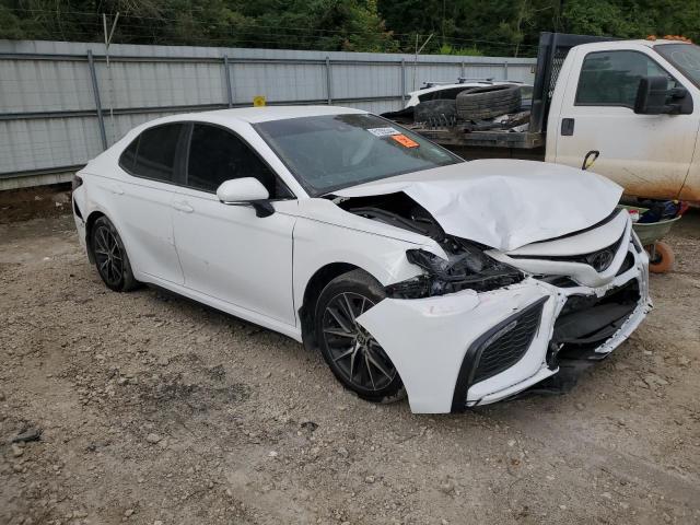 4T1T11AK8RU861928 - 2024 TOYOTA CAMRY SE NIGHT SHADE WHITE photo 4