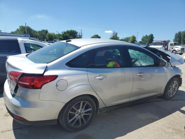 1FADP3F27FL342954 - 2015 FORD FOCUS SE SILVER photo 3