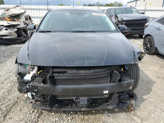 KMHLP4AG6PU384473 - 2023 HYUNDAI ELANTRA LIMITED BLACK photo 5