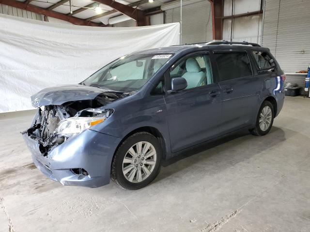 2017 TOYOTA SIENNA LE, 