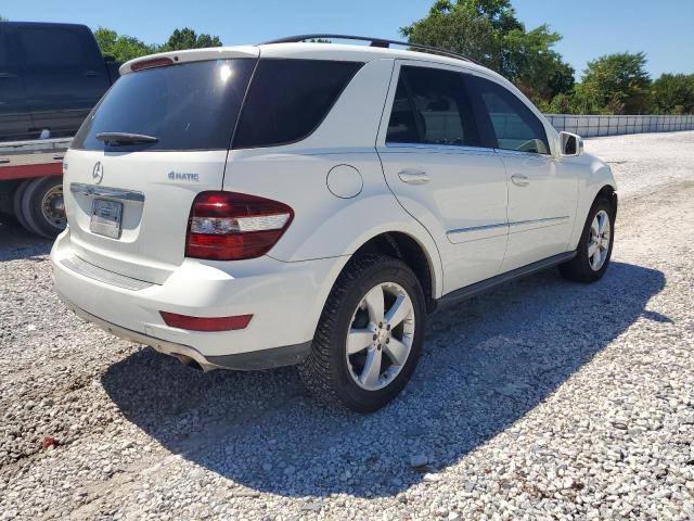 4JGBB8GB5BA706642 - 2011 MERCEDES-BENZ ML 350 4MATIC WHITE photo 3