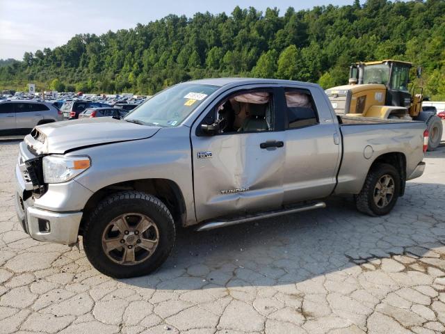 5TFUW5F15GX495147 - 2016 TOYOTA TUNDRA DOUBLE CAB SR/SR5 SILVER photo 1