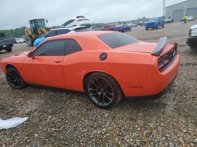 2C3CDZFJ1MH624157 - 2021 DODGE CHALLENGER R/T SCAT PACK ORANGE photo 2