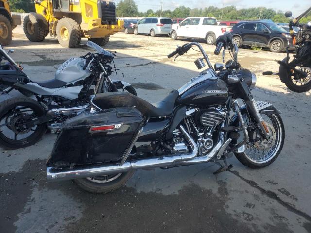 2018 HARLEY-DAVIDSON FLHP POLICE ROAD KING, null