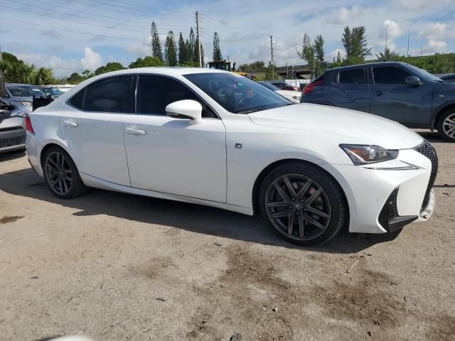 JTHBA1D2XK5087790 - 2019 LEXUS IS 300 WHITE photo 4