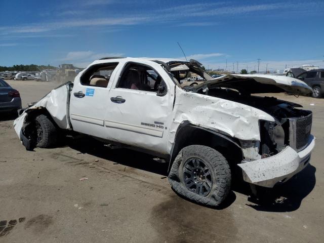 1GTHK23637F509449 - 2007 GMC SIERRA K2500 HEAVY DUTY WHITE photo 4