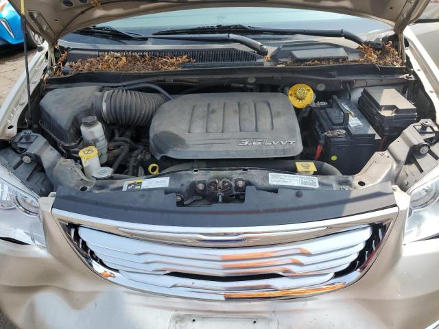 2C4RC1CG1FR574084 - 2015 CHRYSLER TOWN & COU TOURING L GOLD photo 12