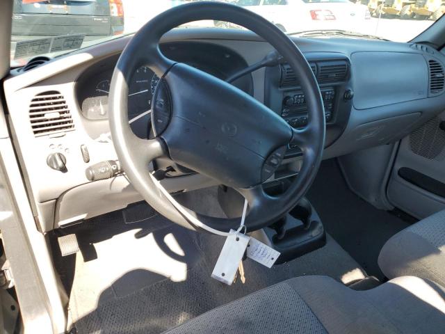 4F4YR12V5YTM12942 - 2000 MAZDA B3000 GRAY photo 8