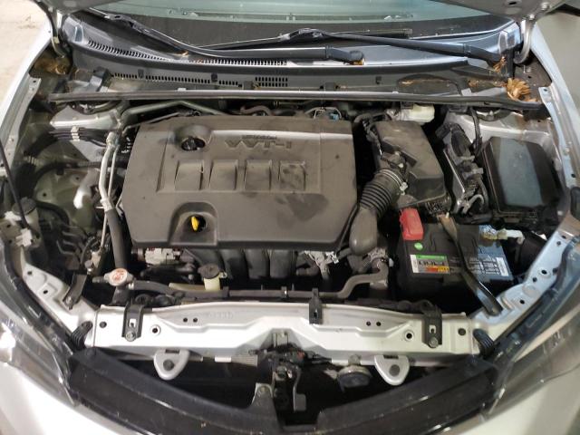 2T1BURHE4JC980468 - 2018 TOYOTA COROLLA L Сріблястий фото 11