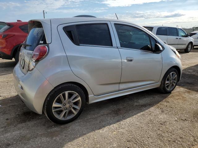 KL8CK6S05FC706713 - 2015 CHEVROLET SPARK EV 1LT SILVER photo 3