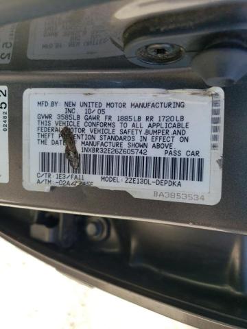 1NXBR32E26Z605742 - 2006 TOYOTA COROLLA CE GRAY photo 12