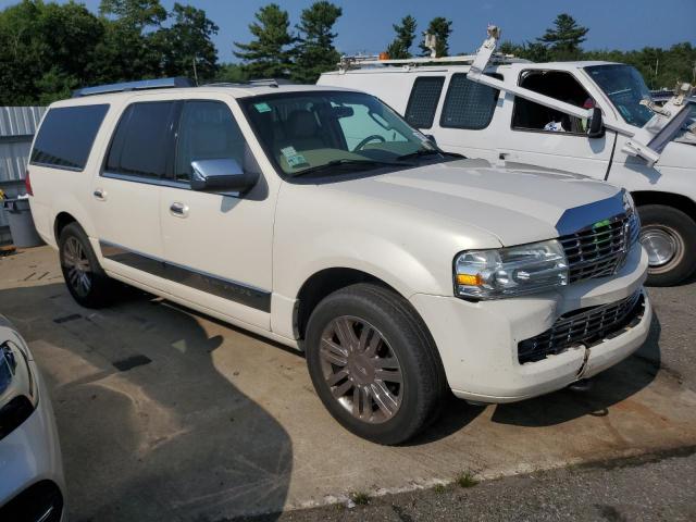 5LMFL28598LJ09489 - 2008 LINCOLN NAVIGATOR L WHITE photo 4