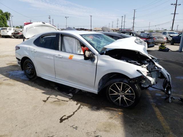 4T1G11AK2PU111522 - 2023 TOYOTA CAMRY SE NIGHT SHADE SILVER photo 4