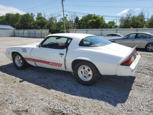 1Q87L9L535027 - 1979 CHEVROLET CAMARO WHITE photo 2