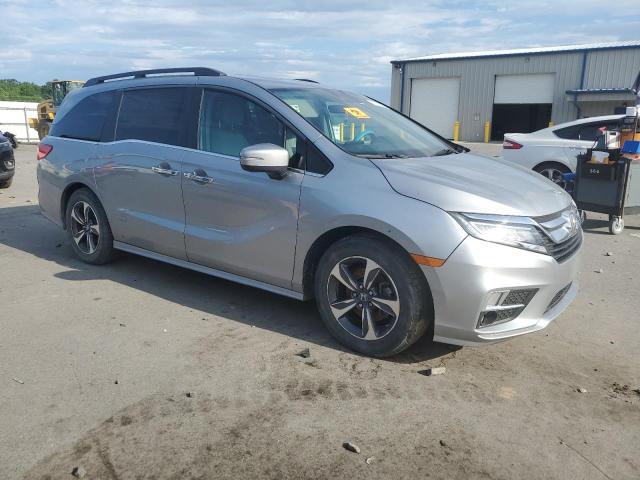5FNRL6H86JB033129 - 2018 HONDA ODYSSEY TOURING ვერცხლისფერი ფოტო 4