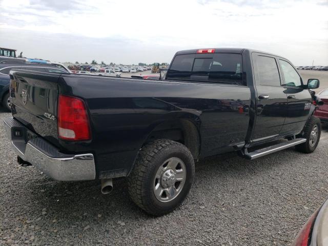 3C6UR5JL2JG411157 - 2018 RAM 2500 SLT შავი ფოტო 3