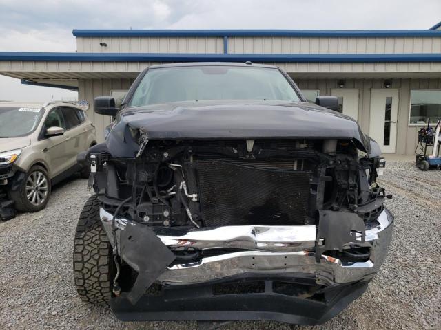 3C6UR5JL2JG411157 - 2018 RAM 2500 SLT შავი ფოტო 5