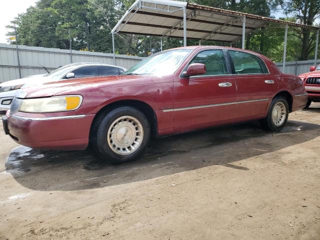 1LNFM81W6WY678032 - 1998 LINCOLN TOWN CAR EXECUTIVE BURGUNDY photo 1