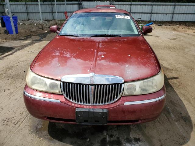 1LNFM81W6WY678032 - 1998 LINCOLN TOWN CAR EXECUTIVE BURGUNDY photo 5