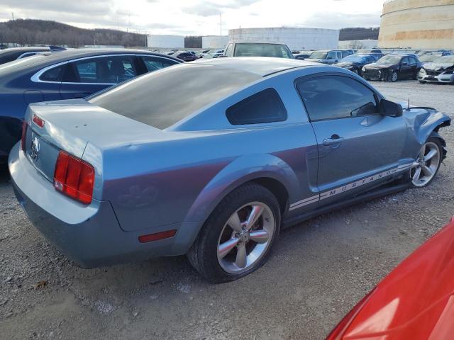 1ZVFT80NX55153147 - 2005 FORD MUSTANG BLUE photo 3