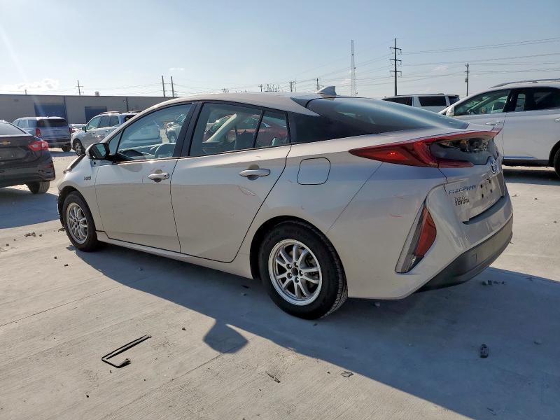 JTDKARFP7J3101406 - 2018 TOYOTA PRIUS PRIM Күміс фото 2