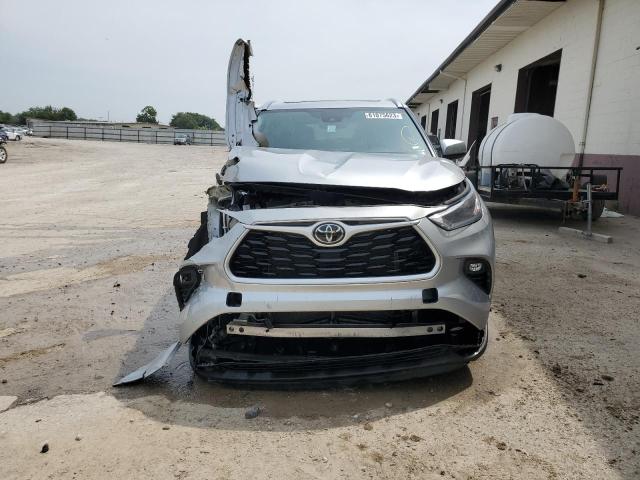 5TDGZRAH7MS071678 - 2021 TOYOTA HIGHLANDER XLE Gümüş foto 5