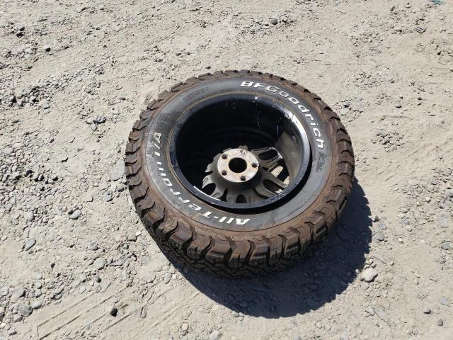 1C4BJWEG2GL305989 - 2016 JEEP WRANGLER U SAHARA Արծաթագույն լուսանկար 12