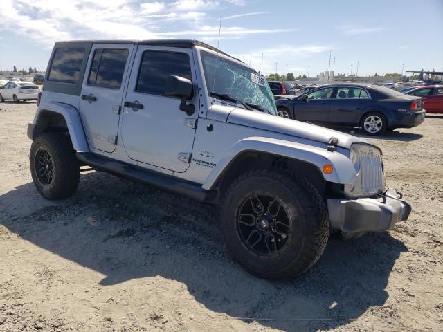 1C4BJWEG2GL305989 - 2016 JEEP WRANGLER U SAHARA Արծաթագույն լուսանկար 4