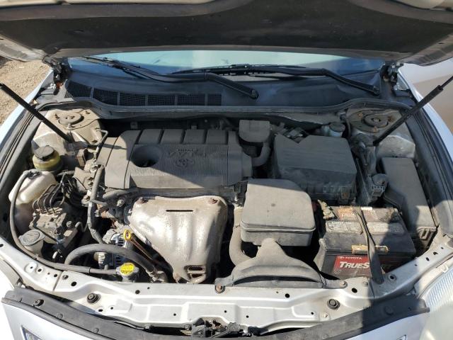 4T4BF3EK1BR133429 - 2011 TOYOTA CAMRY BASE ვერცხლისფერი ფოტო 11