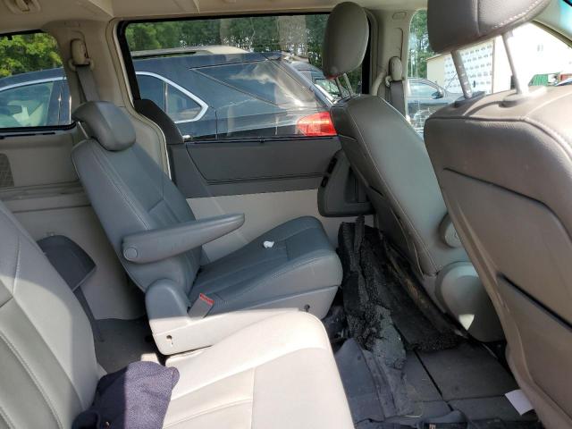 2A8HR54P88R787304 - 2008 CHRYSLER TOWN & COU TOURING SILVER photo 11