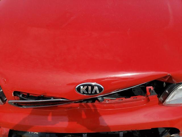 KNDJP3A58F7786576 - 2015 KIA SOUL + RED photo 12