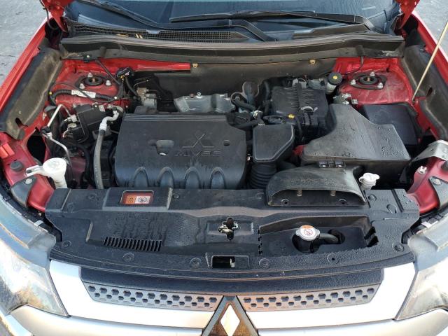 JA4AD3A36KZ038716 - 2019 MITSUBISHI OUTLANDER SE RED photo 12