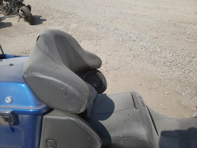 1HD1FC4108Y608149 - 2008 HARLEY-DAVIDSON FLHTCUI 蓝色 照片 6