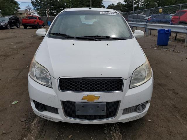 KL1TD6DE7AB099732 - 2010 CHEVROLET AVEO LS WHITE photo 5