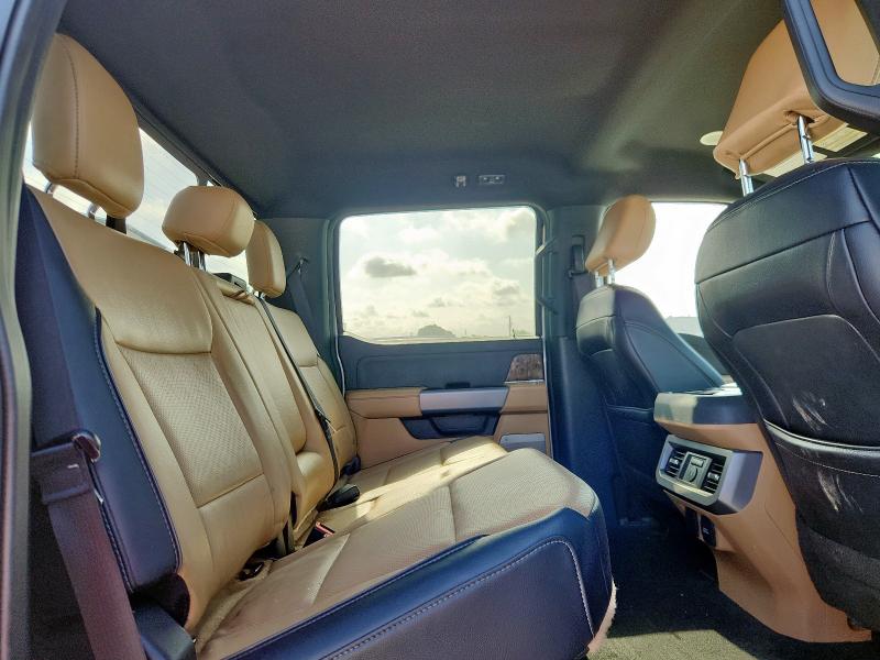 1FT8W2BT4PEC99624 - 2023 FORD F250 SUPER DUTY WHITE photo 10